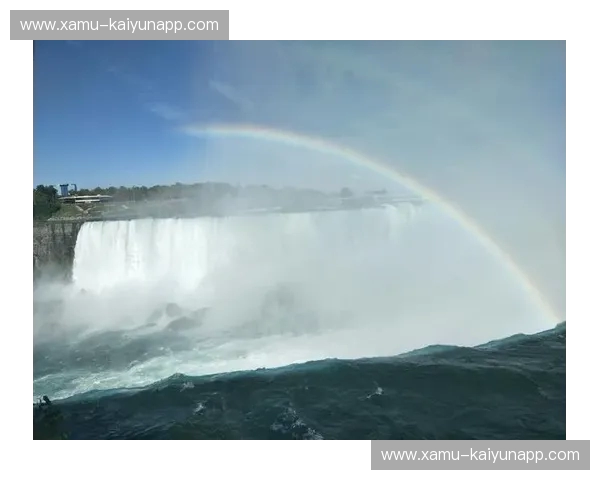 双城记:当多伦多的温润遇上纽约的狂野,哪一站才是你的灵魂归宿? 双城记:当多伦多的温润遇上纽约的狂野,哪一站才是你的灵魂归宿?